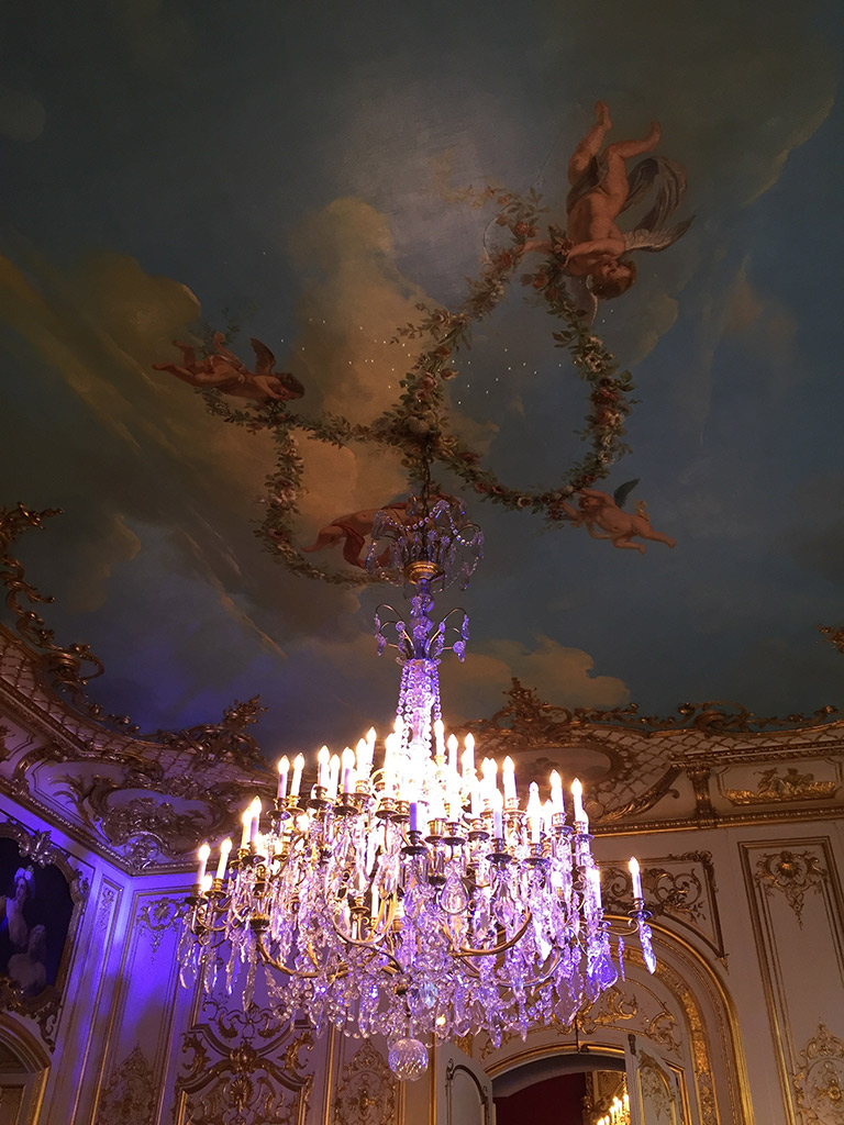 vices_et_des_lys_actualites_carousel_NUANCES